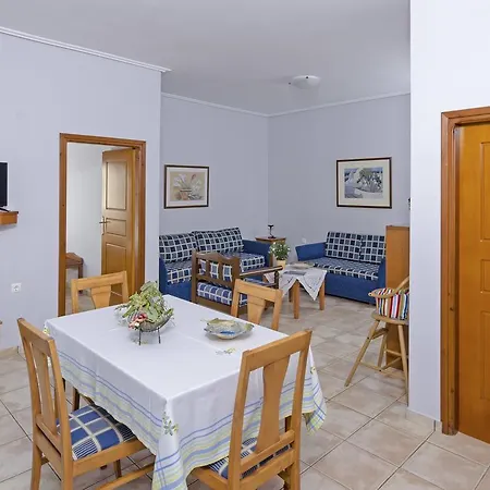 Maltezana Beach Hotel 3*